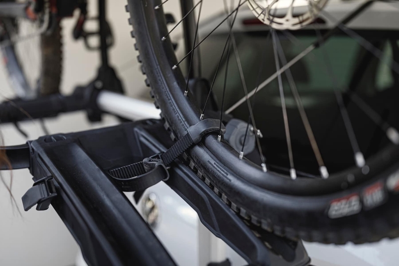 Thule OutWay Platform - nosič kol na zadní dveře pro 2 kola černá/aluminium